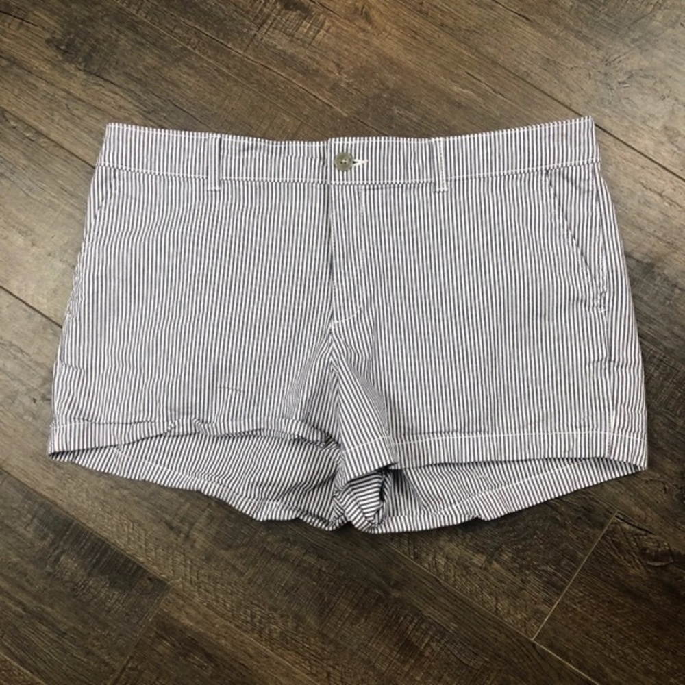 GAP Blue & White Striped Shorts w/ Pockets (size 14)